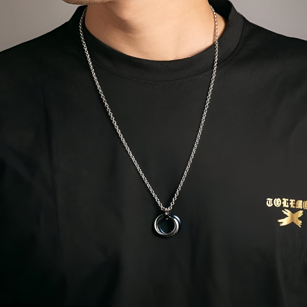 Interlocking Rings Pendant Necklace